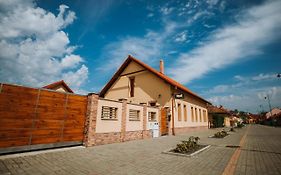Nemeth Apartmanhazak